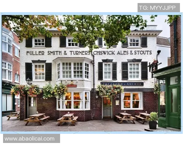 探秘英国足球明星的豪宅生活与奢华家居设计风格